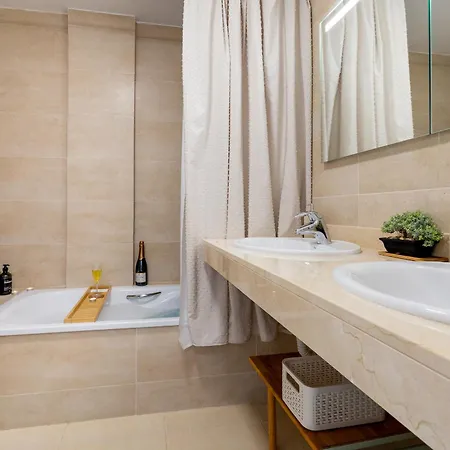 Sunshine Luxury Semesterbostad