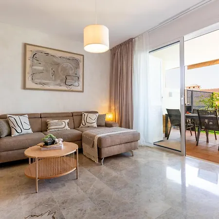 Sunshine Luxury Semesterbostad *