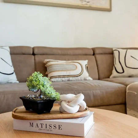 Semesterbostad Sunshine Luxury